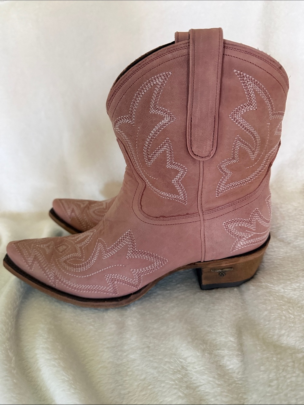 Women's Embroidered Western Ankle Boots - Dusty Pink - Picture 3 of 5